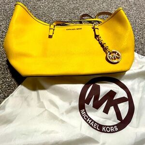Michael Korres Authentic Bag